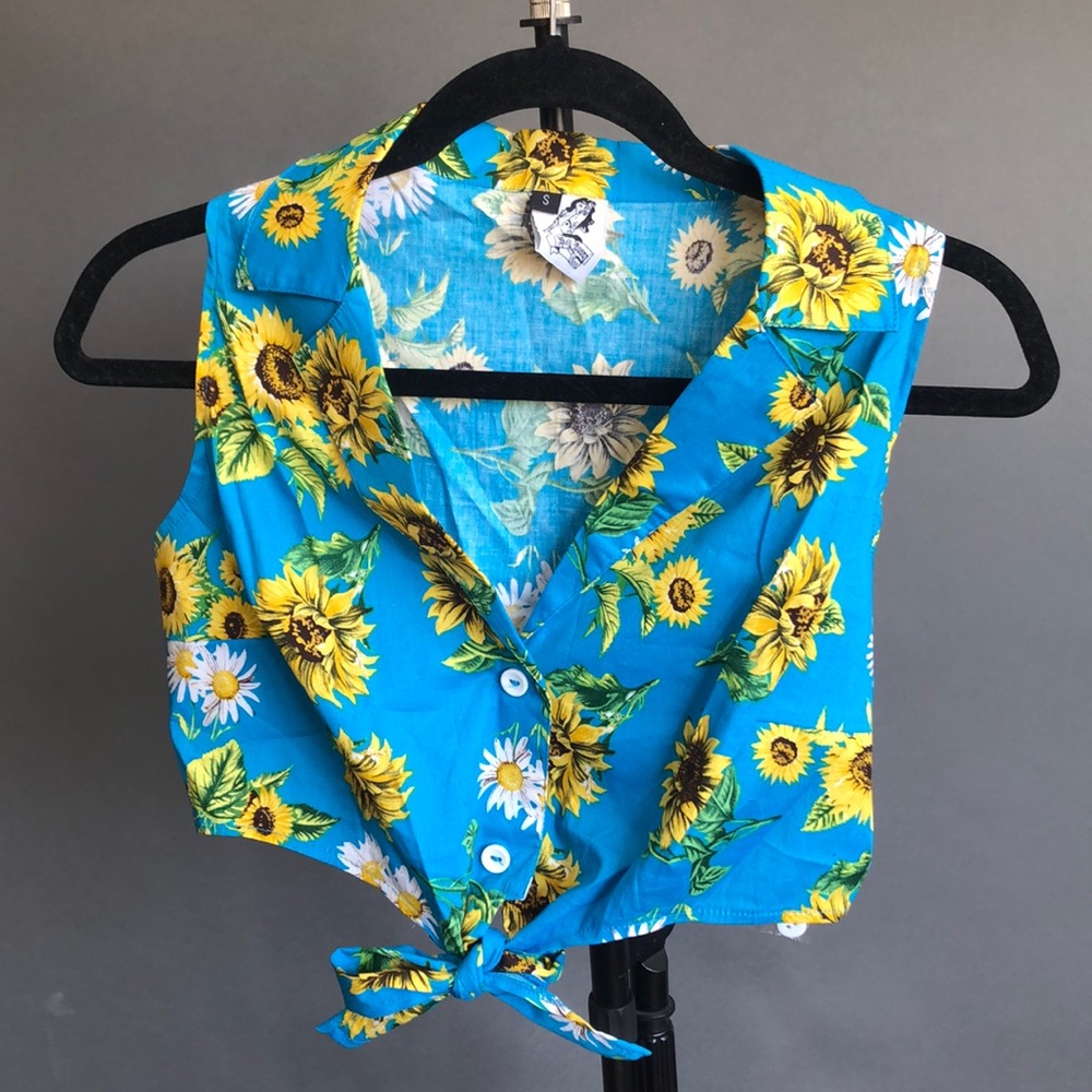Hell Bunny Turquoise Sunflower Tie-Front Crop Top